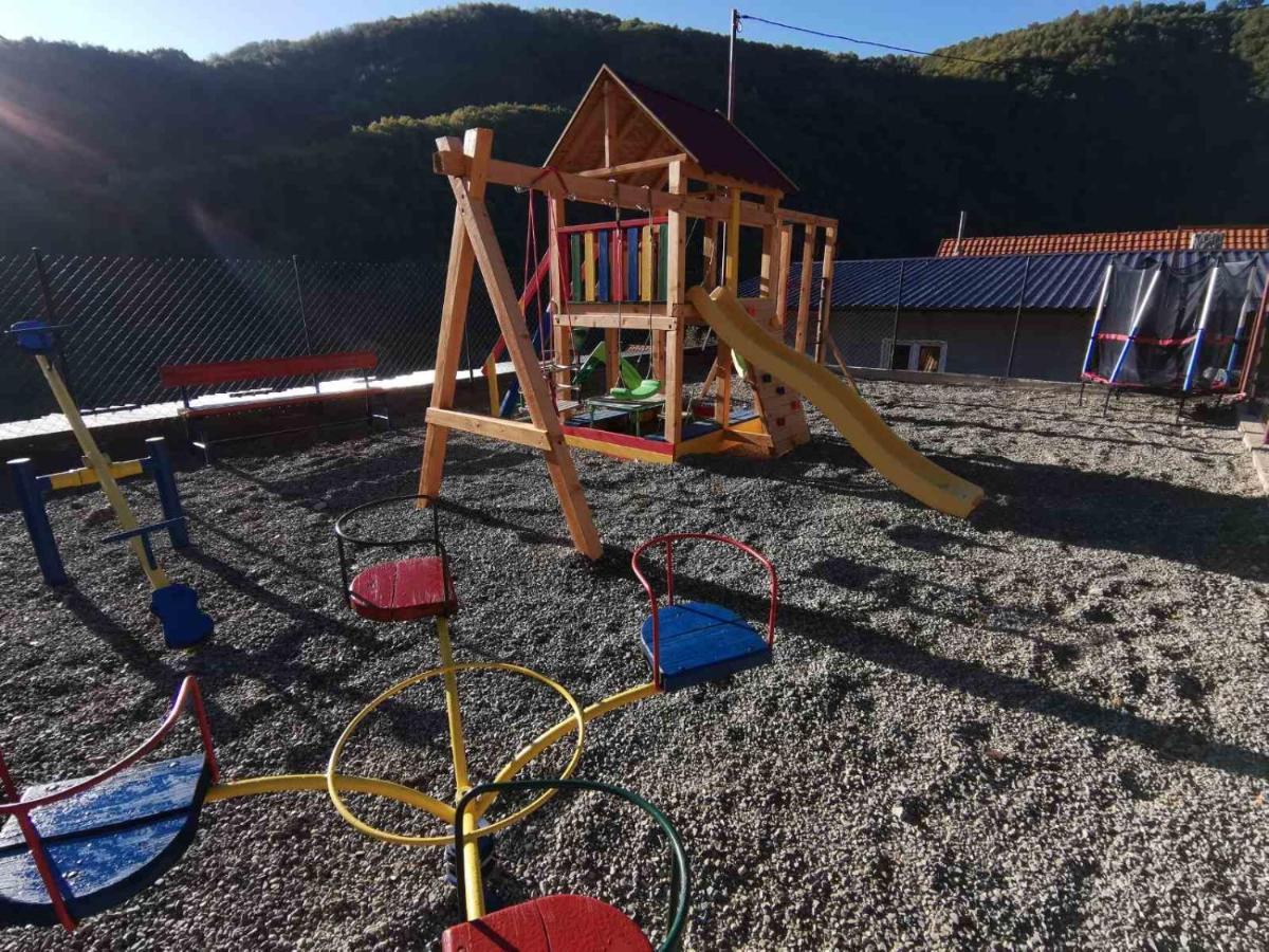 Aphrodite Hills Apartments-Stara Planina Crni Vrh ภายนอก รูปภาพ