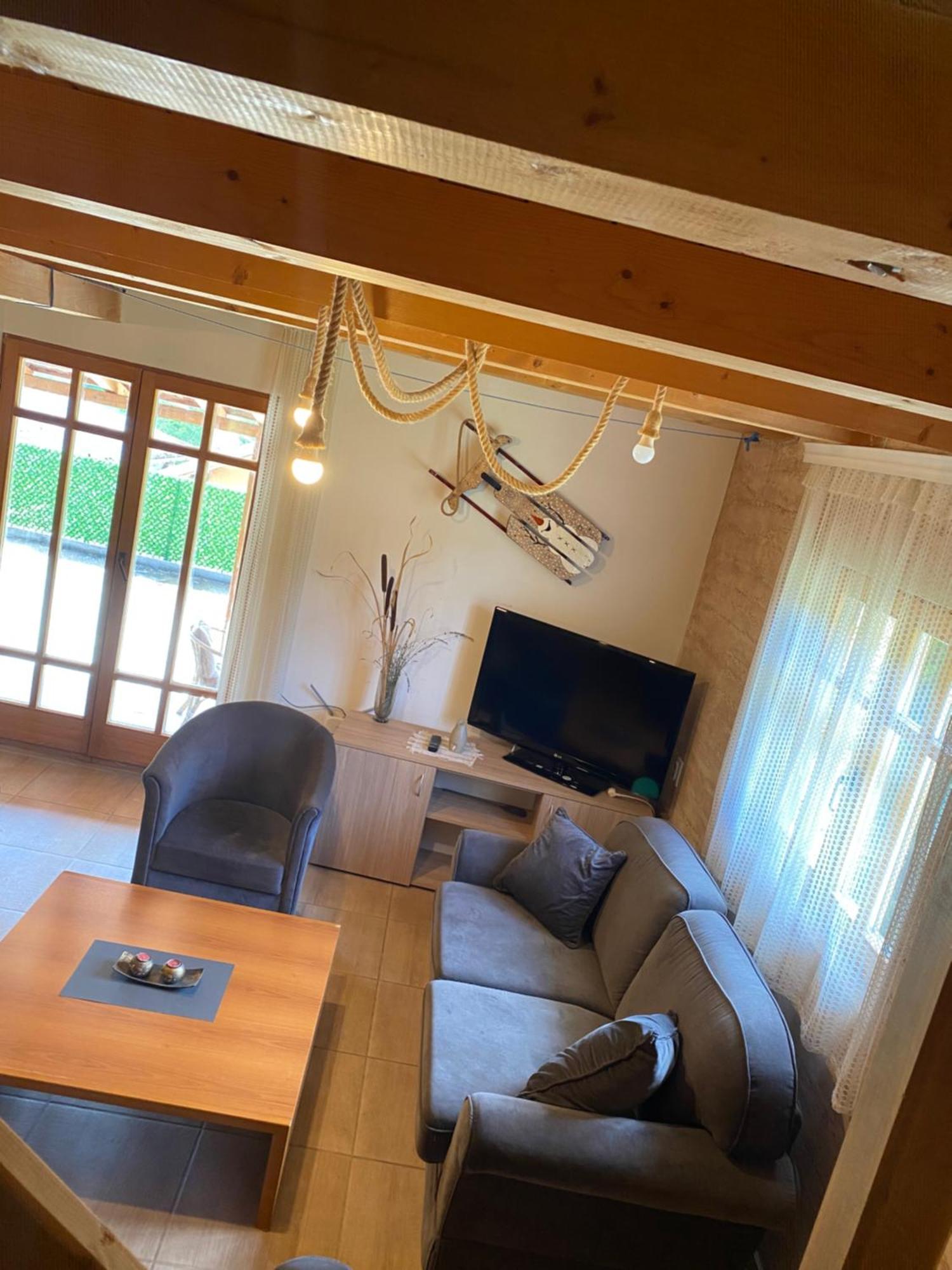 Aphrodite Hills Apartments-Stara Planina Crni Vrh ภายนอก รูปภาพ