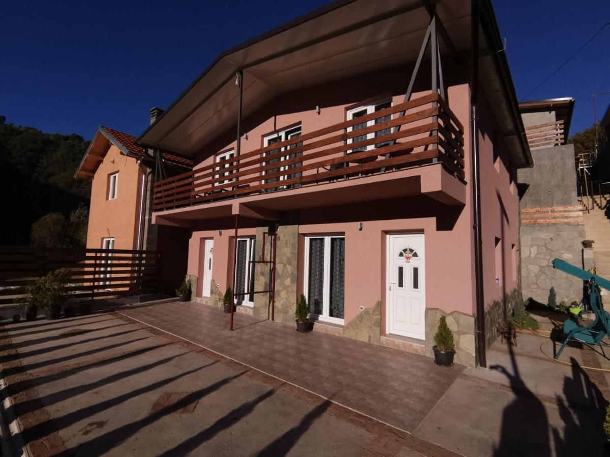 Aphrodite Hills Apartments-Stara Planina Crni Vrh ภายนอก รูปภาพ