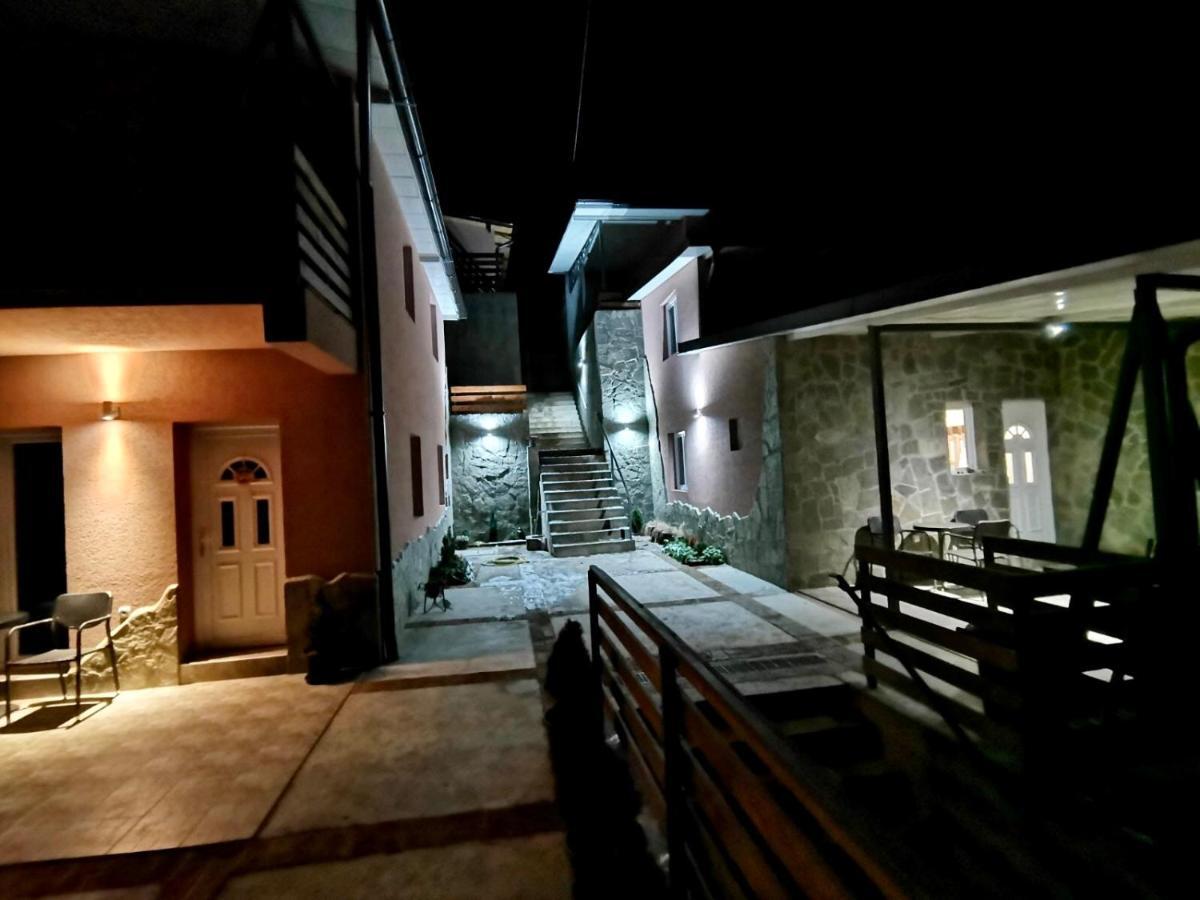 Aphrodite Hills Apartments-Stara Planina Crni Vrh ภายนอก รูปภาพ